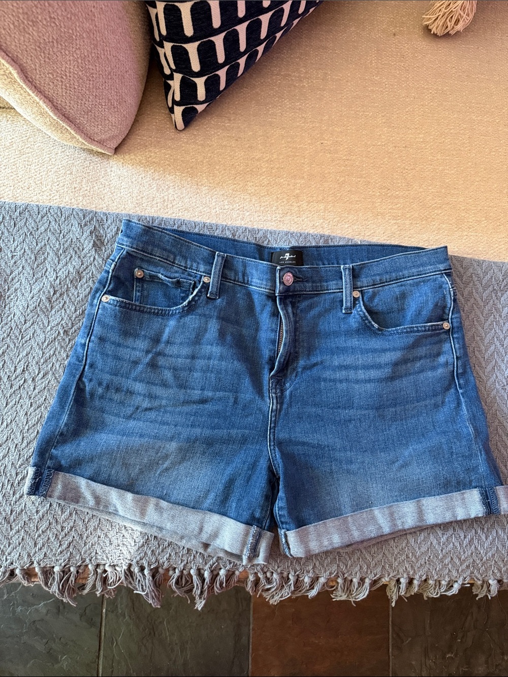 7 for All Mankind Shorts Classic Women's Denim Roll-Cuff Shorts - Blue Size 31